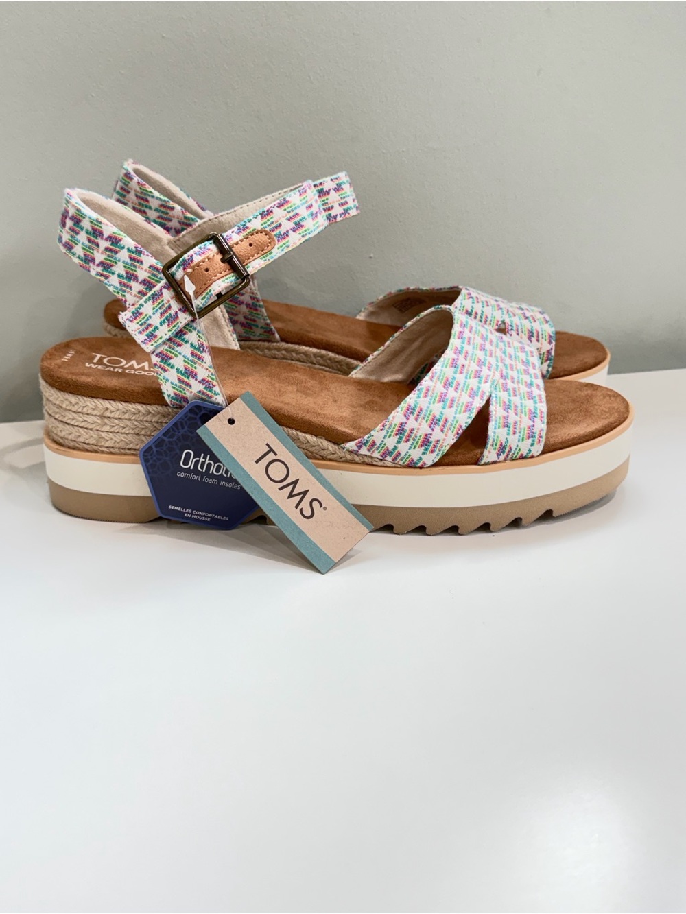 NWT TOMS Women’s 9.5 Multicolor Espadrille Platform Sandal Ortholite Wedge